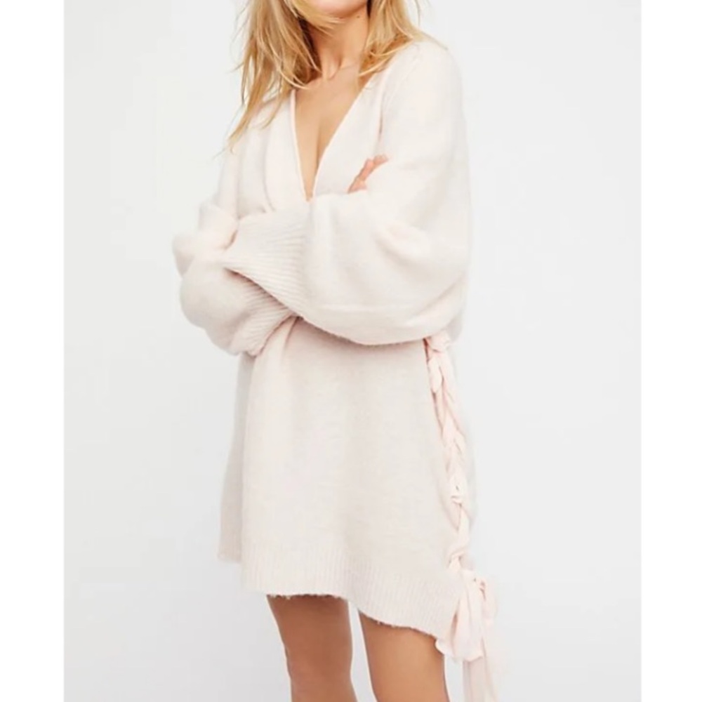 Free People Blush Pink V-Neck Oversized Sweater Dress